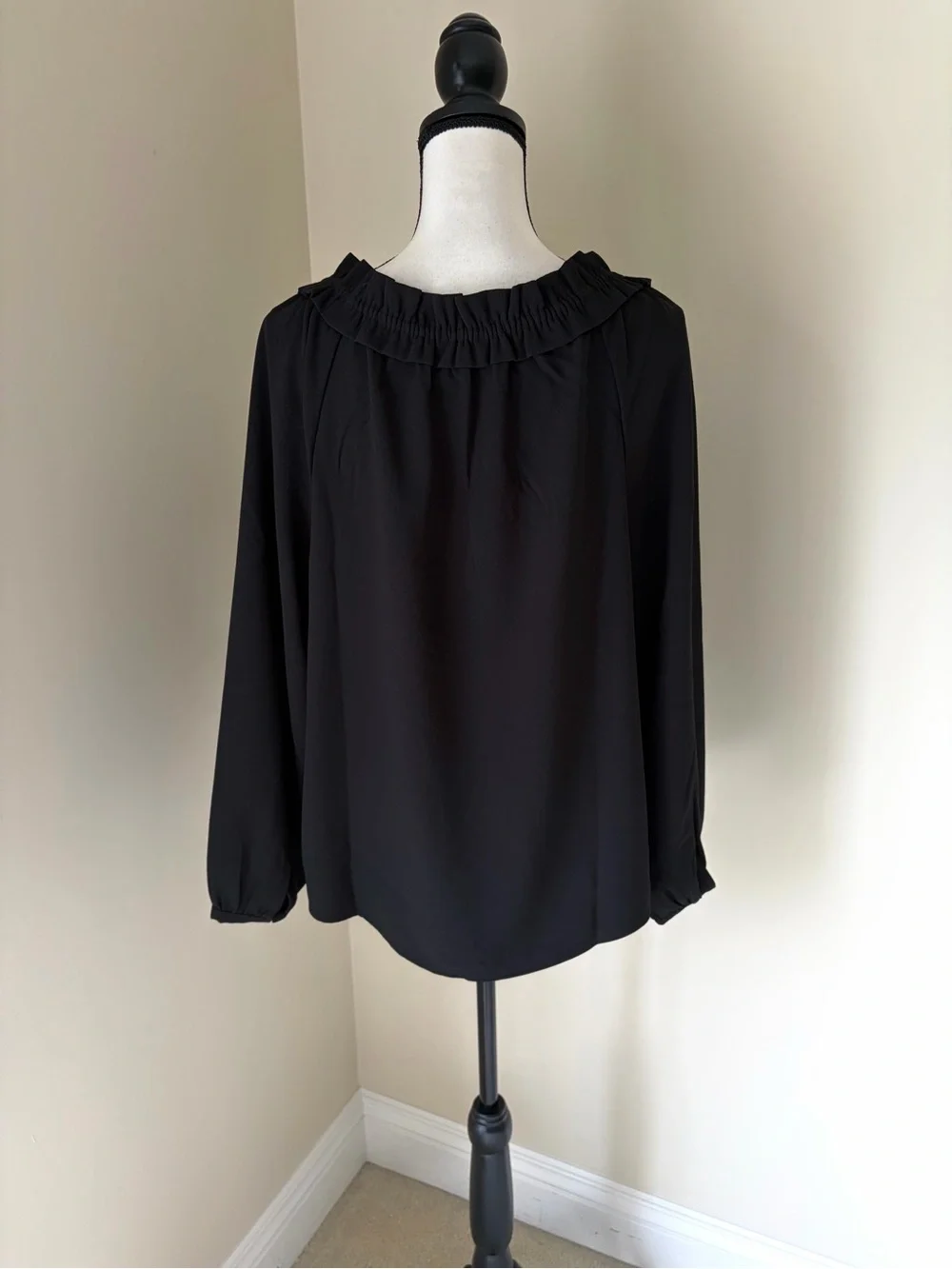 J Crew Black Drapey ruffleneck top in 365 crepe Size M